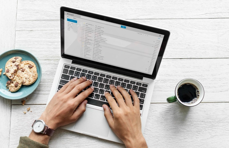 featured image thumbnail for post The ultimate prompt to write effective emails faster